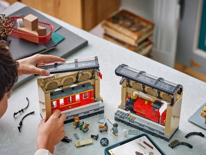 LEGO® Harry Potter™ 76450 Knižná zarážka: Rokfortský expres