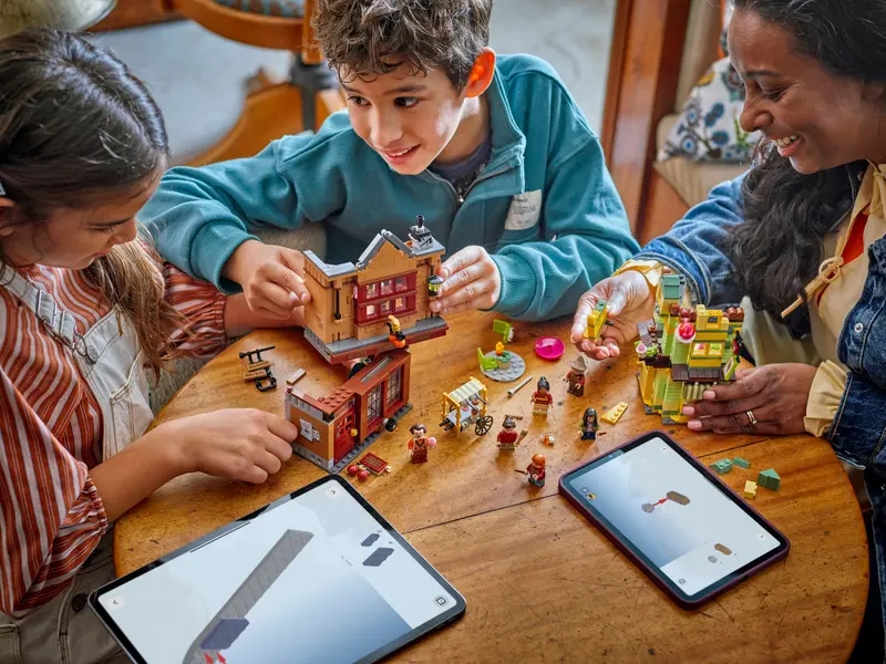 LEGO® Harry Potter™ 76452 Kvalitné metlobalové potreby a zmrzlináreň