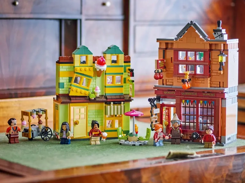 Stavebnica LEGO® Harry Potter™ 76452 Kvalitné metlobalové potreby a zmrzlináreň