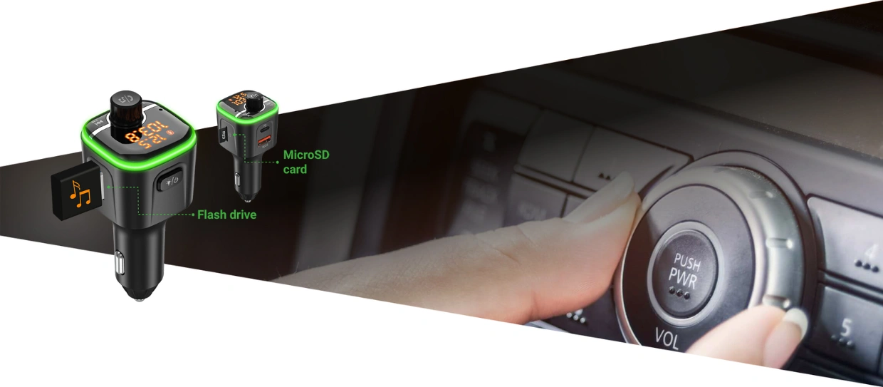 Pripojte USB-ečko či vložte microSD kartu do slotu a NAVITEL BHF04 MAX váš MP3 výber sa začne automaticky prehrávať.