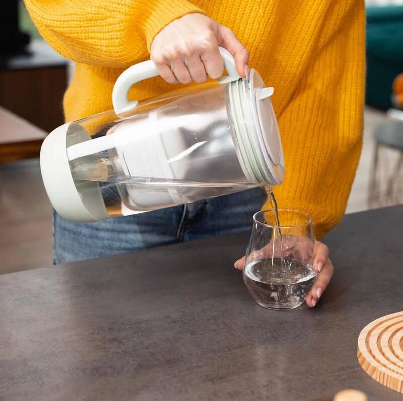 Sklenen&aacute; filtračn&aacute; kanvica Brita Glass Jug LIMITED 2026