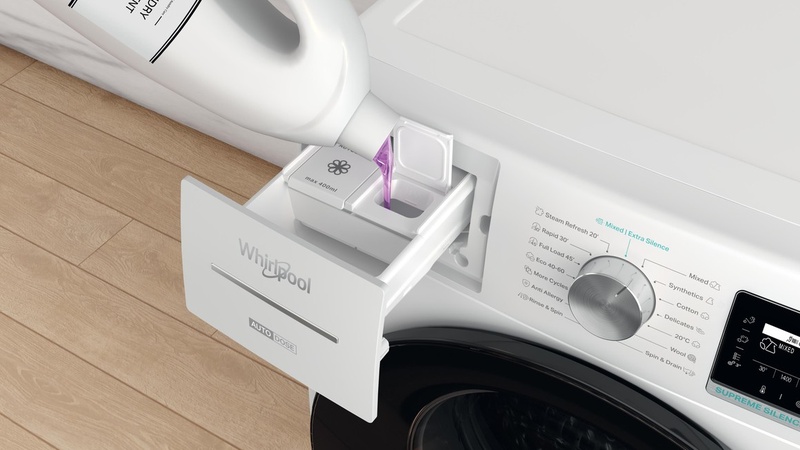 AutoDose dávkovací systém Whirlpool spredu plnená práčka