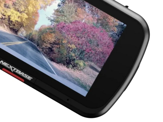 Autokamera Nextbase 522GW disponuje vysokopresnm GPS modulom.